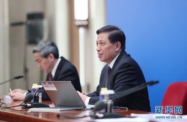 全國人大亮出成績單 構(gòu)建起立體、嚴密的生態(tài)環(huán)境法治網(wǎng)