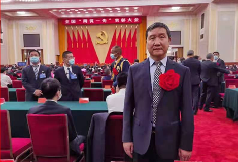 建黨百年，河北華清環(huán)境科技集團(tuán)黨總支被中共中央授予“全國先進(jìn)基層黨組織”稱號